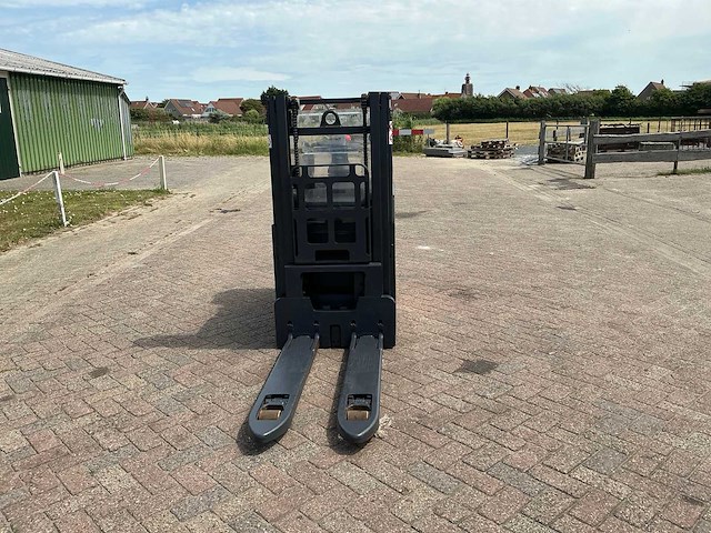 2022 linde d10fp stapelaar - afbeelding 8 van  14