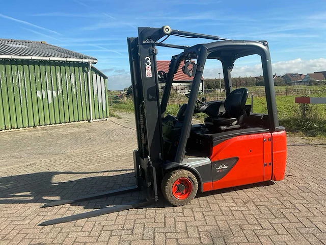 2022 linde e16l-02 vorkheftruck - afbeelding 1 van  19