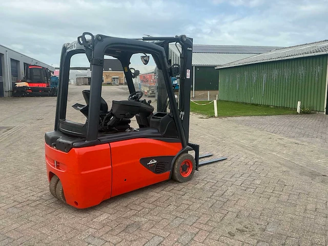 2022 linde e16l-02 vorkheftruck - afbeelding 15 van  19