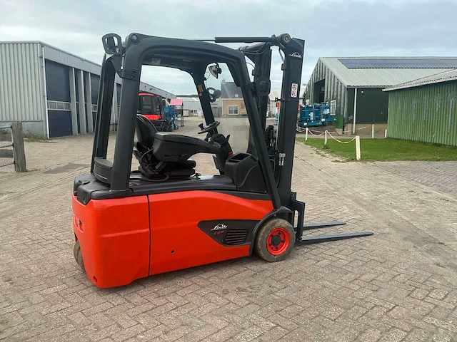 2022 linde e16l-02 vorkheftruck - afbeelding 10 van  18