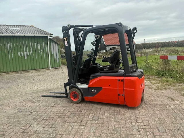 2022 linde e16l-02 vorkheftruck - afbeelding 12 van  18