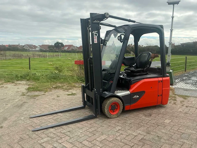 2022 linde e16l-02 vorkheftruck - afbeelding 1 van  18
