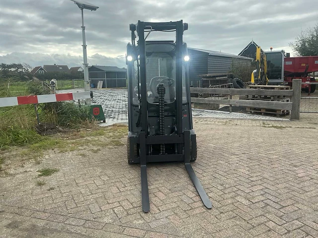 2022 linde e16l-02 vorkheftruck - afbeelding 12 van  18