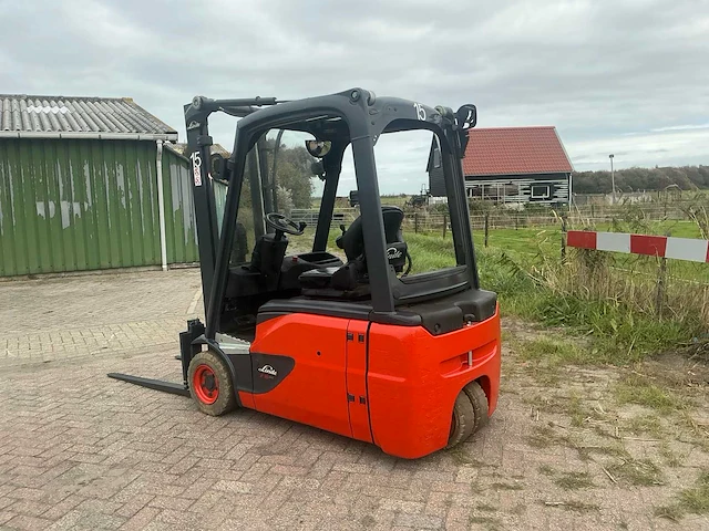 2022 linde e16l-02 vorkheftruck - afbeelding 15 van  18