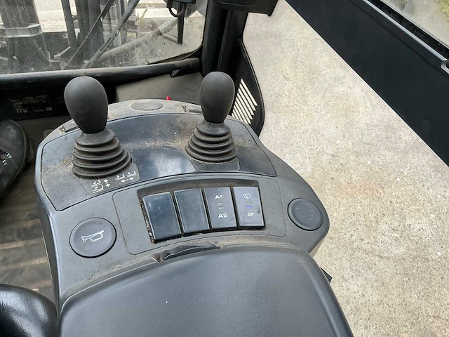 2022 linde h35t-01 heftruck met cascade balenklem - afbeelding 18 van  30