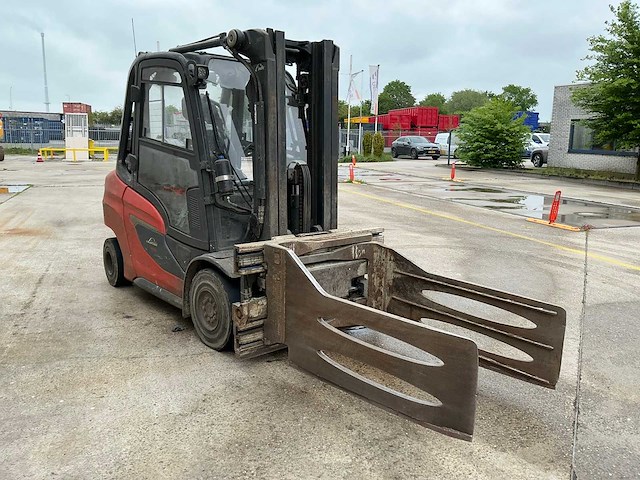2022 linde h35t-01 heftruck met cascade balenklem - afbeelding 30 van  30