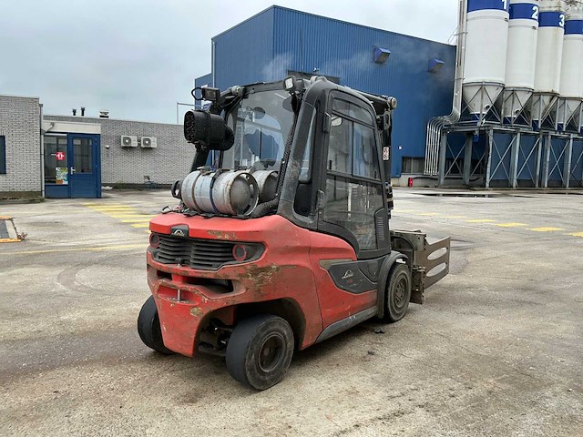 2022 linde h35t-01 heftruck met cascade balenklem - afbeelding 11 van  13