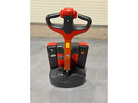 2022 linde mt 15 1500kg interne lader elektrische palletwagen - afbeelding 10 van  13