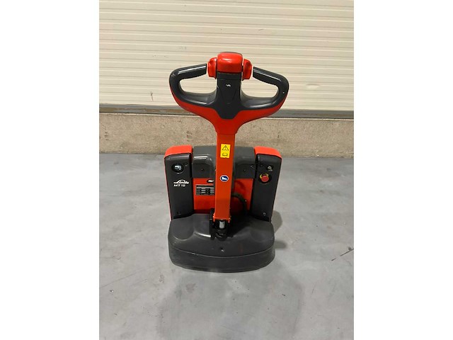 2022 linde mt 15 1500kg interne lader elektrische palletwagen - afbeelding 5 van  7