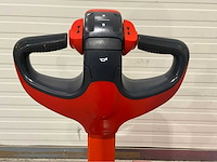 2022 linde mt 15 1500kg interne lader elektrische palletwagen - afbeelding 2 van  13