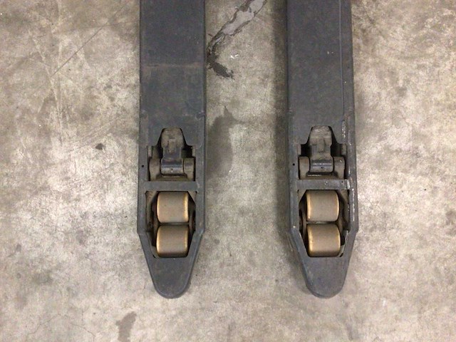 2022 linde n25 elektrische palletwagen - afbeelding 8 van  10