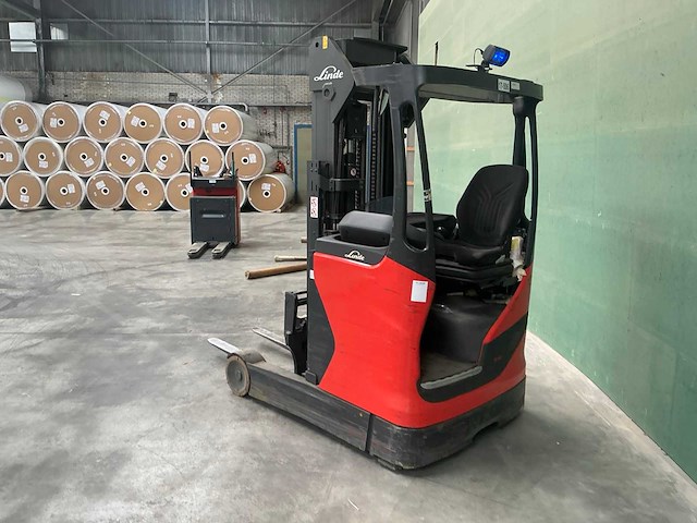 2022 linde r14-01 reachtruck - afbeelding 20 van  23