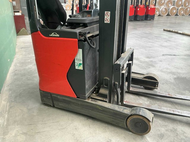2022 linde r14-01 reachtruck - afbeelding 21 van  23