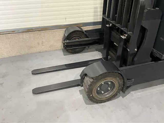 2022 linde r14g-01 1400kg ruw terrein reach truck - afbeelding 5 van  19
