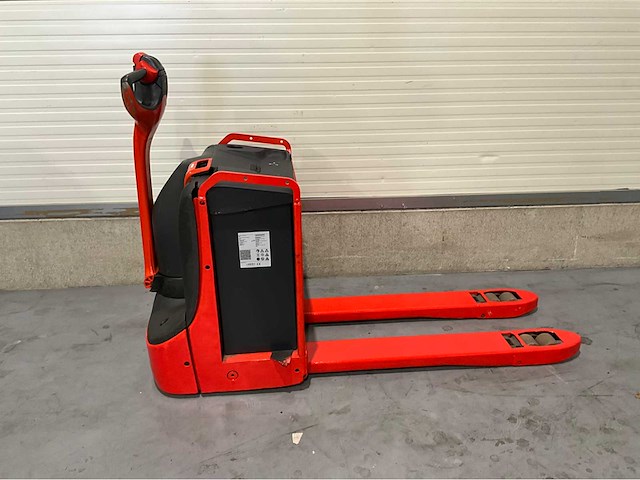 2022 linde t18 elektrische palletwagen 1800kg accu’s 2025 - afbeelding 4 van  6