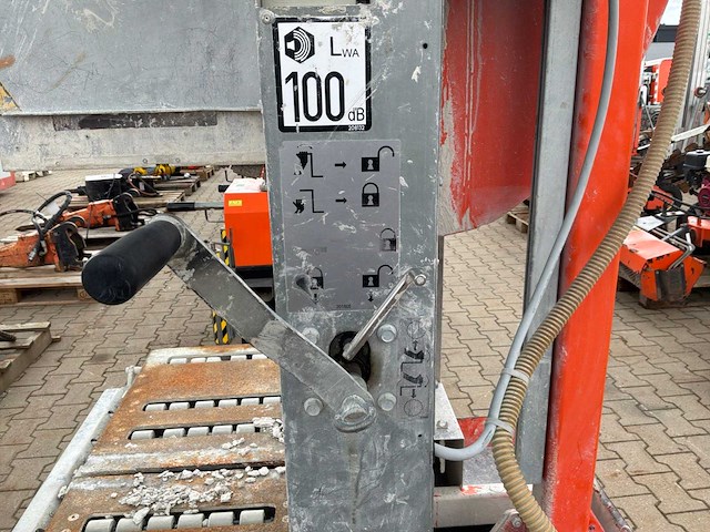 2022 lissmac dts 420 pe/n verticale steenzaagmachine / blokzaagmachine - afbeelding 7 van  19