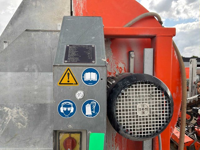 2022 lissmac dts 420 pe/n verticale steenzaagmachine / blokzaagmachine - afbeelding 9 van  19
