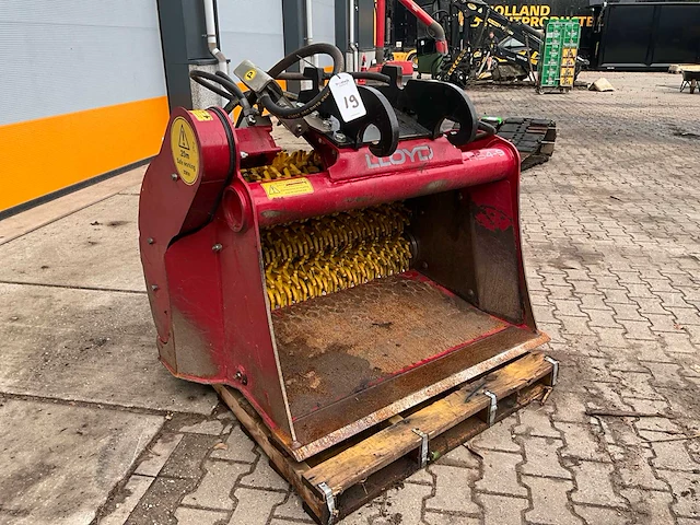2022 lloyd rs4-9 snelwissel hydraulische zeefbak - afbeelding 4 van  11