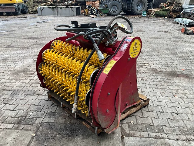 2022 lloyd rs4-9 snelwissel hydraulische zeefbak - afbeelding 5 van  11