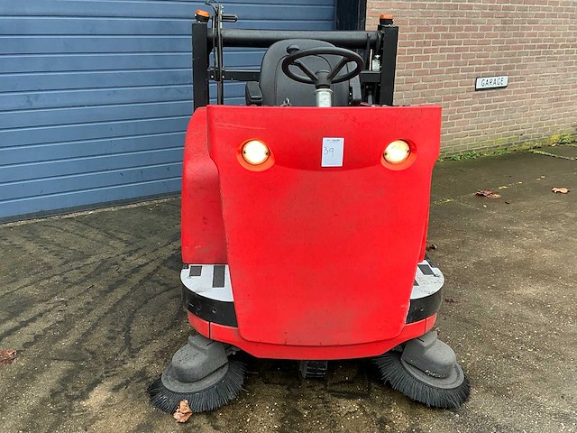 2022 maclean buster1300te zelfrijdende veegmachine - afbeelding 11 van  17