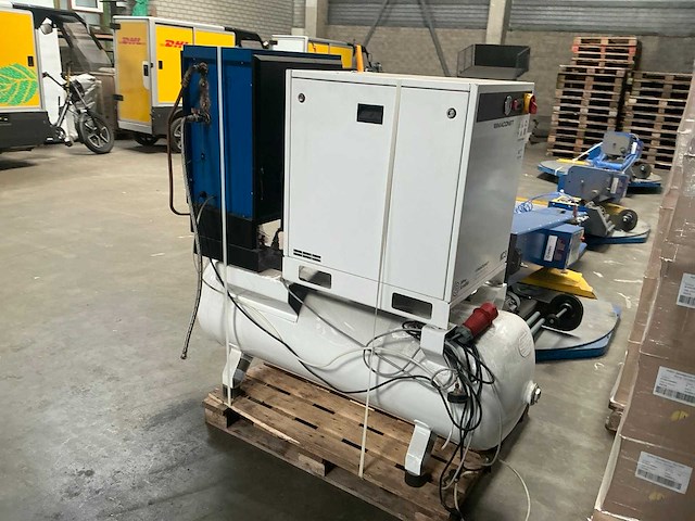 2022 maconet remeza kc3-8-270d luchtcompressor oilfree scroll air - afbeelding 6 van  11