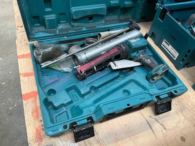 2022 makita dcg180 kitspuit - afbeelding 1 van  3