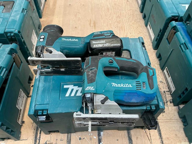 2022 makita djv181/djv182 decoupeerzaag (2x) - afbeelding 3 van  4