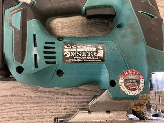 2022 makita djv182 decoupeerzaag - afbeelding 3 van  4