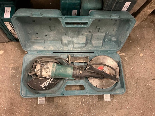 2022 makita ga9012c haakse slijpmachine - afbeelding 3 van  3