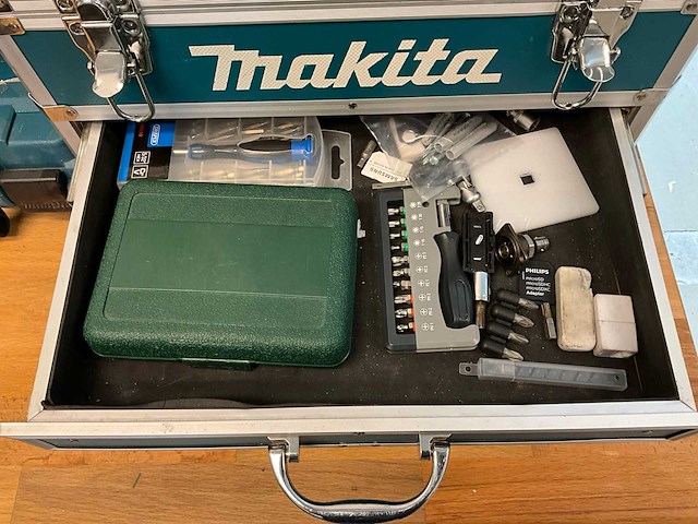 2022 makita jv0600 decoupeerzaag - afbeelding 6 van  7