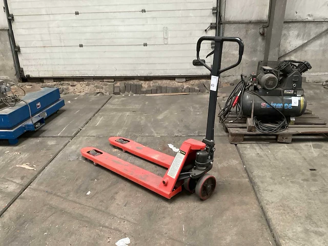 2022 manutan hand hydraulische palletwagen - afbeelding 2 van  9