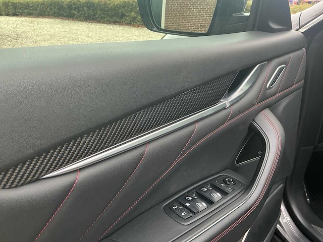 2022 maserati levante modena s 3.0 v6 personenauto - afbeelding 22 van  47