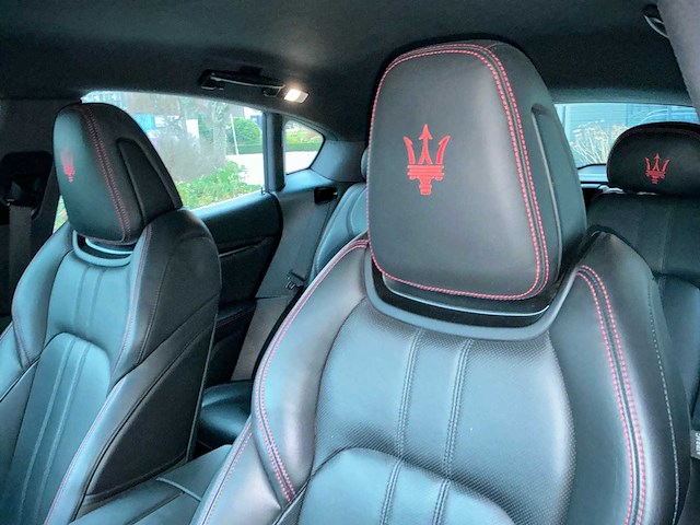 2022 maserati levante modena s 3.0 v6 personenauto - afbeelding 28 van  47