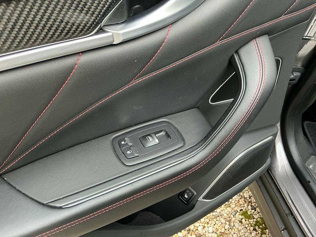 2022 maserati levante modena s 3.0 v6 personenauto - afbeelding 44 van  47