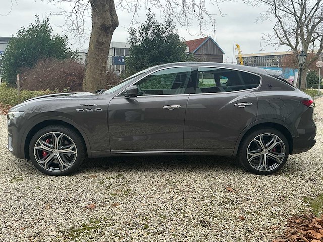 2022 maserati levante modena s 3.0 v6 personenauto - afbeelding 16 van  47