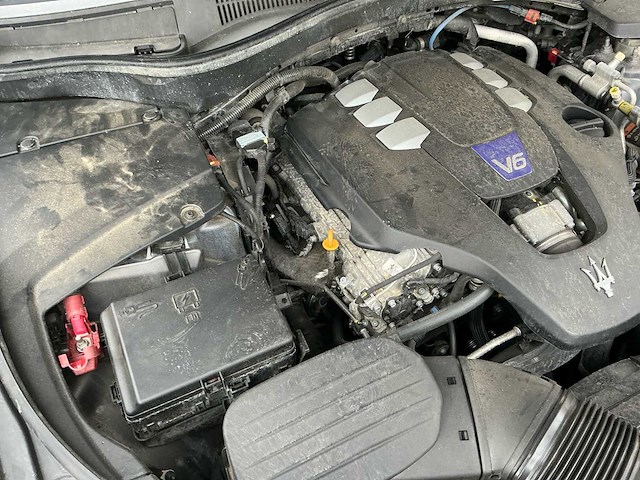 2022 maserati levante modena s 3.0 v6 personenauto - afbeelding 27 van  47