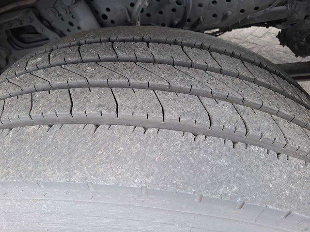 2022 mercedes-benz actros 1945 4x2 gigaspace vrachtwagen - afbeelding 9 van  29