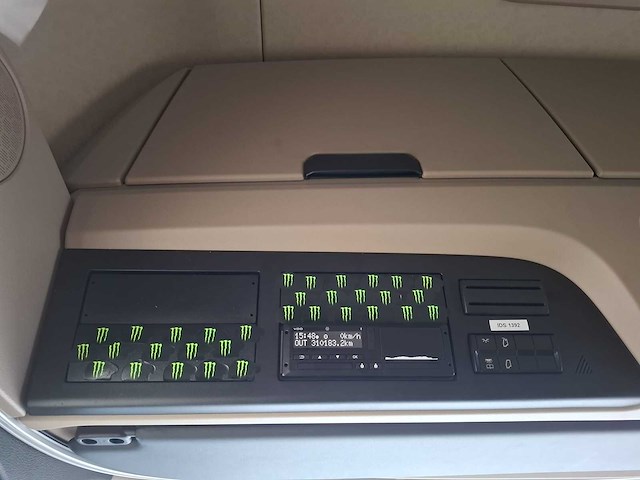 2022 mercedes-benz actros 1945 4x2 gigaspace vrachtwagen - afbeelding 7 van  29