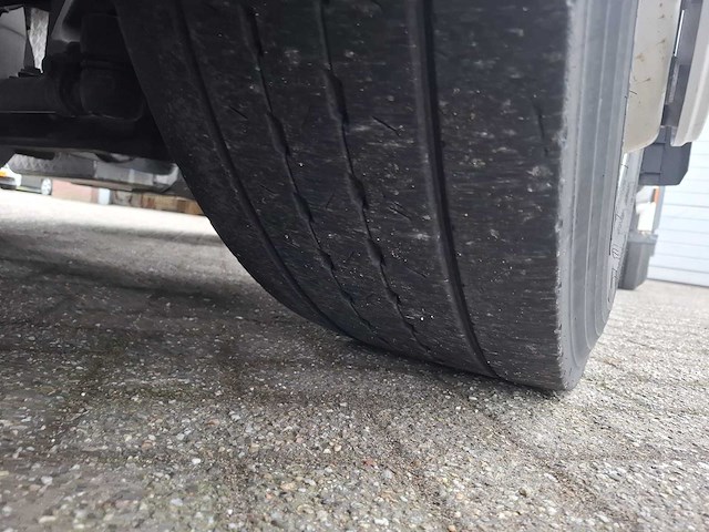 2022 mercedes-benz actros 2545 6x2 gigaspace vrachtwagen - afbeelding 26 van  35