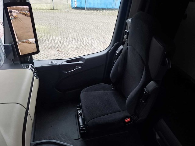 2022 mercedes-benz actros 2545 6x2 gigaspace vrachtwagen - afbeelding 10 van  35