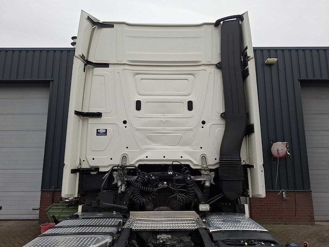 2022 mercedes-benz actros 2545 6x2 gigaspace vrachtwagen - afbeelding 32 van  35