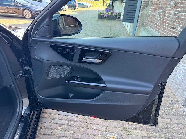 2022 mercedes-benz c-klasse 300 e amg 19” bns line ltd kdb-61-n - afbeelding 4 van  29