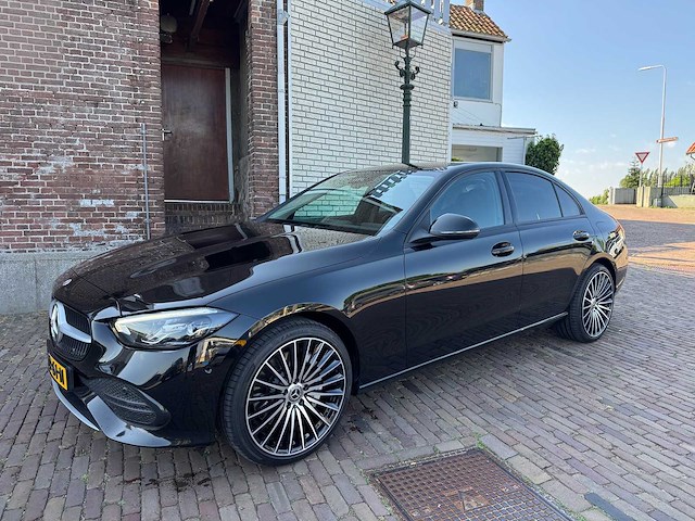 2022 mercedes-benz c-klasse 300 e amg 19” bns line ltd kdb-61-n - afbeelding 25 van  29