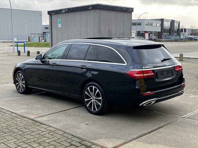 2022 mercedes-benz e300 4matic hybride personenauto - afbeelding 12 van  30
