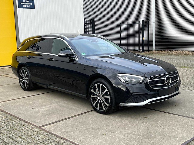 2022 mercedes-benz e300 4matic hybride personenauto - afbeelding 28 van  30