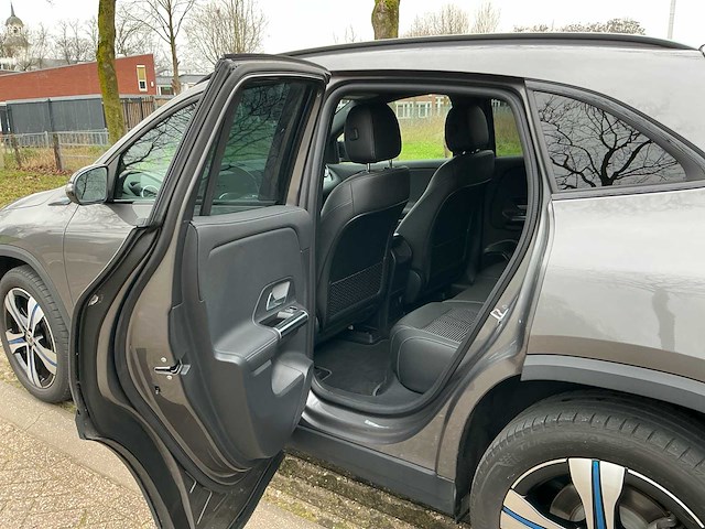 2022 mercedes-benz eqa 250 sport ed. 67 kwh personenauto - afbeelding 18 van  41