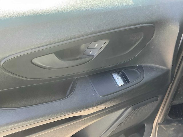 2022 mercedes-benz vito 110 cdi func.lang dc bedrijfswagen - afbeelding 4 van  15