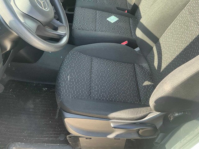 2022 mercedes-benz vito 110 cdi func.lang dc bedrijfswagen - afbeelding 5 van  15