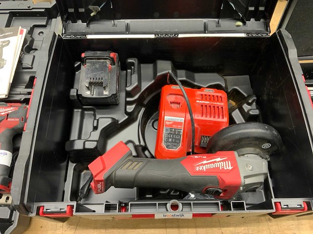 2022 milwaukee m18 fsag125x accu haakse slijpmachine - afbeelding 2 van  4