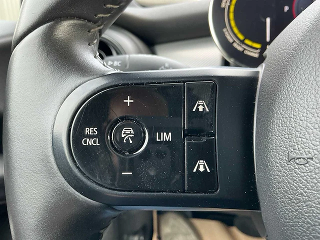 2022 mini cooper se electric f56 lci2 "yours" personenauto - afbeelding 14 van  59